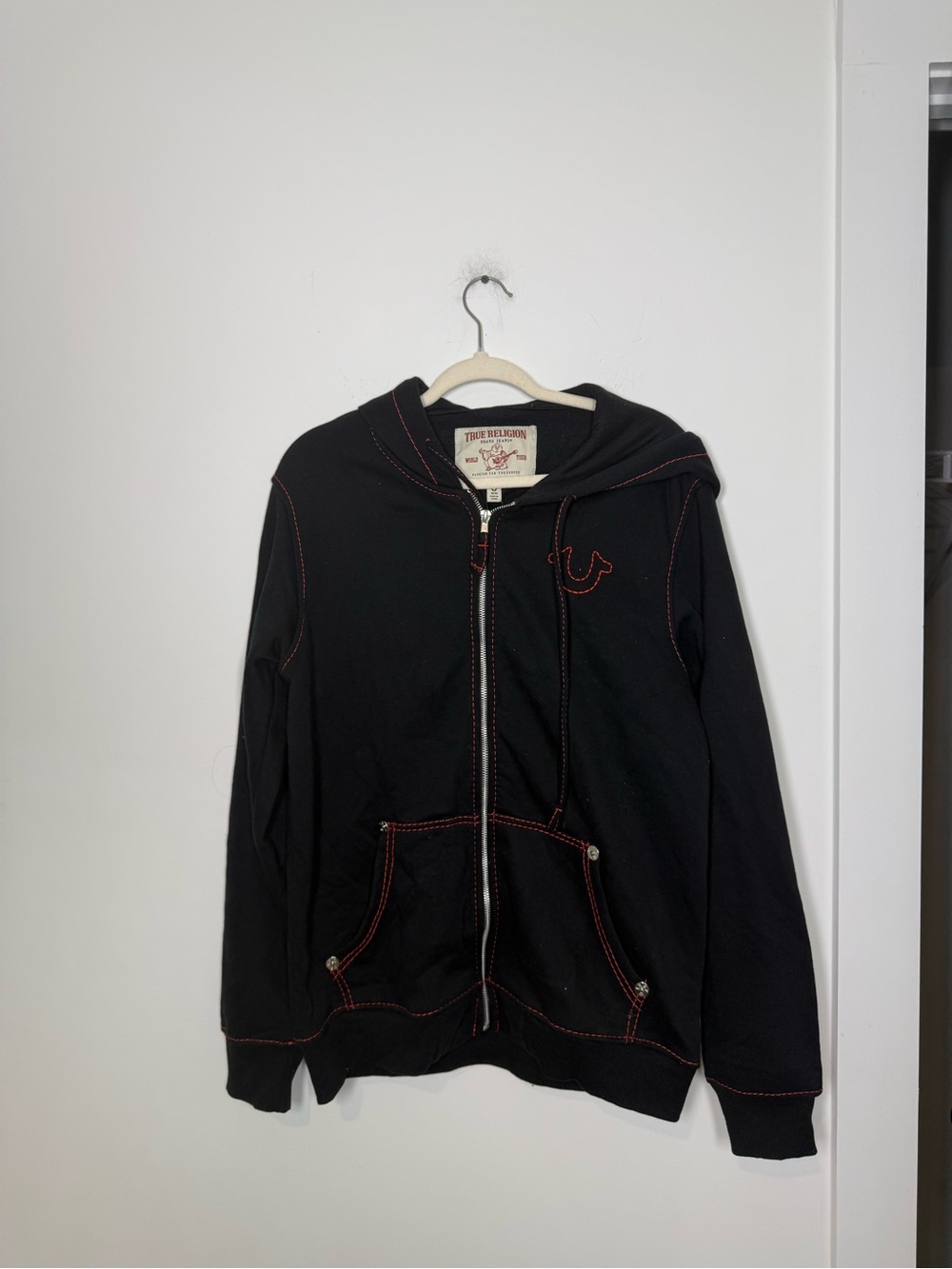 True Religion Big T Zip Up Hoodie Black Red Stitch World Tour Men’s M NWT
